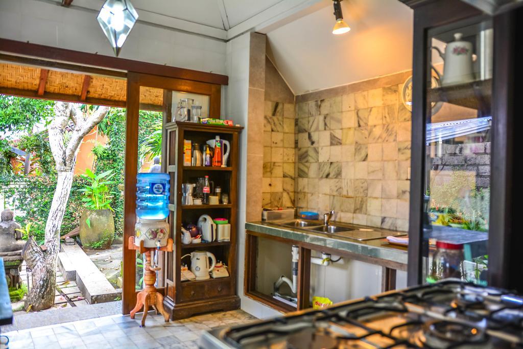 Griya Sriwedari Hotel Ubud Eksteriør billede