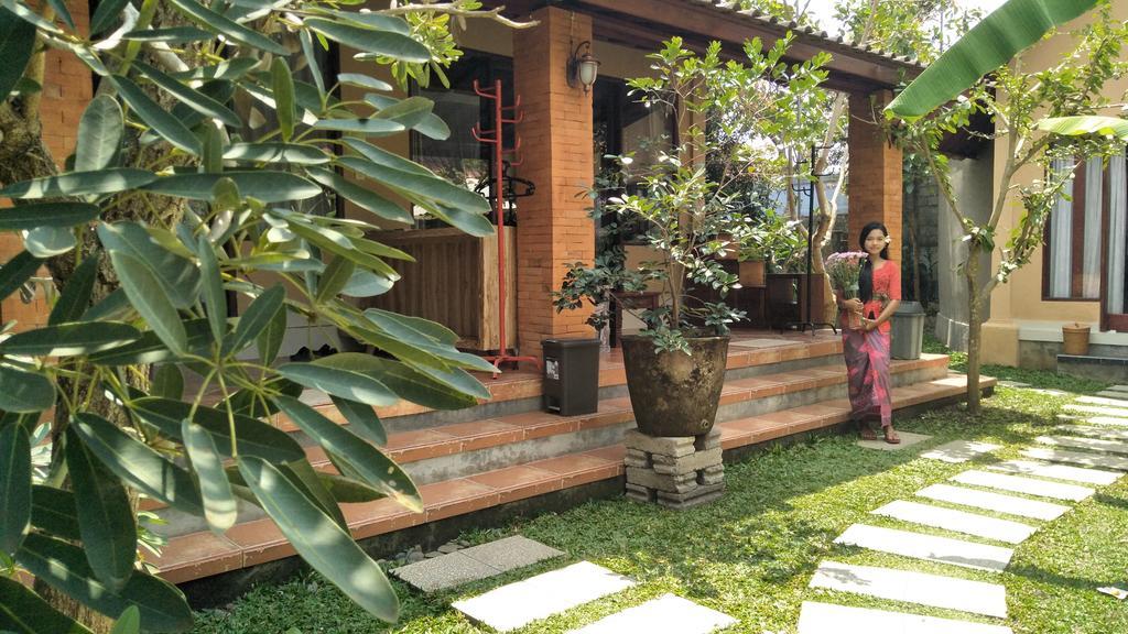Griya Sriwedari Hotel Ubud Eksteriør billede